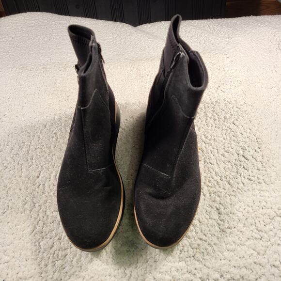 Clarks Zylah Rose wedge ankle boots in black suede size 8.5 M - Picture 3 of 6